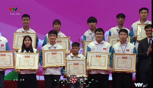 Em Nguyễn Trần Đăng Khoa đạt giải ba vòng chung kết toàn quốc cuộc thi “Tuổi trẻ học tập và làm...