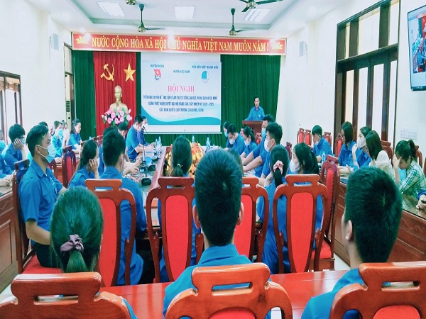 Huyện Đoàn, Hội LHTN huyện Lục Nam tổ chức hội nghị trực tuyến triển khai chuyên đề “Học tập và...