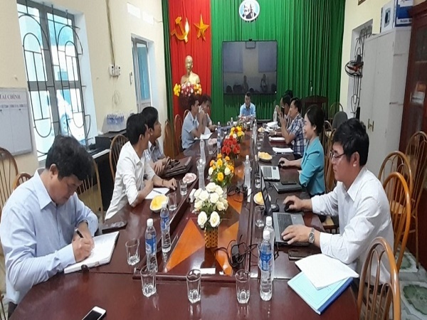 Đoàn giám sát của HĐND huyện thực hiện giám sát tại mầm non và Tiểu học Nghĩa Phương