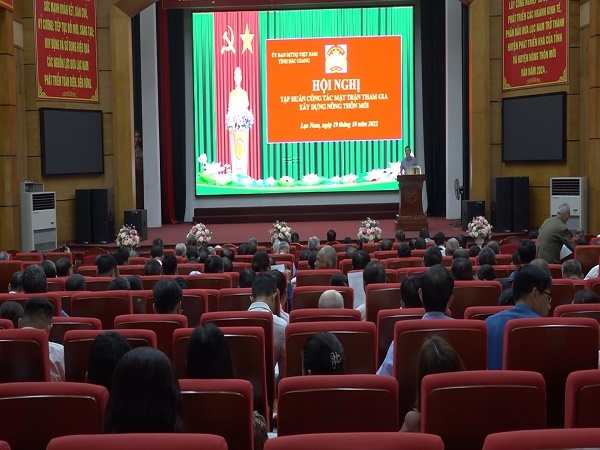 Ban Thường trực Ủy ban MTTQ huyện Lục Nam tổ chức hội nghị tuyên truyền MTTQ các cấp tham gia xây dựng nông thôn mới