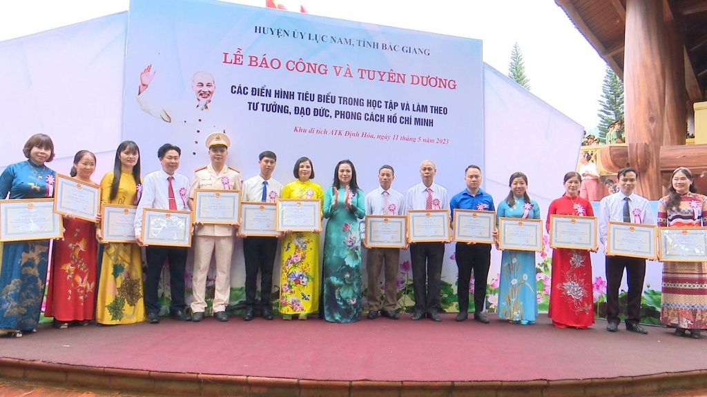 Huyện ủy Lục Nam tổ chức Lễ báo công dâng Bác tại Khu di tích Quốc gia đặc biệt ATK Định Hoá,...
