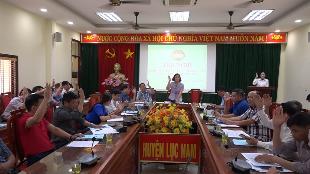 UBMTTQ huyện Lục Nam khoá XIX, tổ chức kỳ họp thứ 11