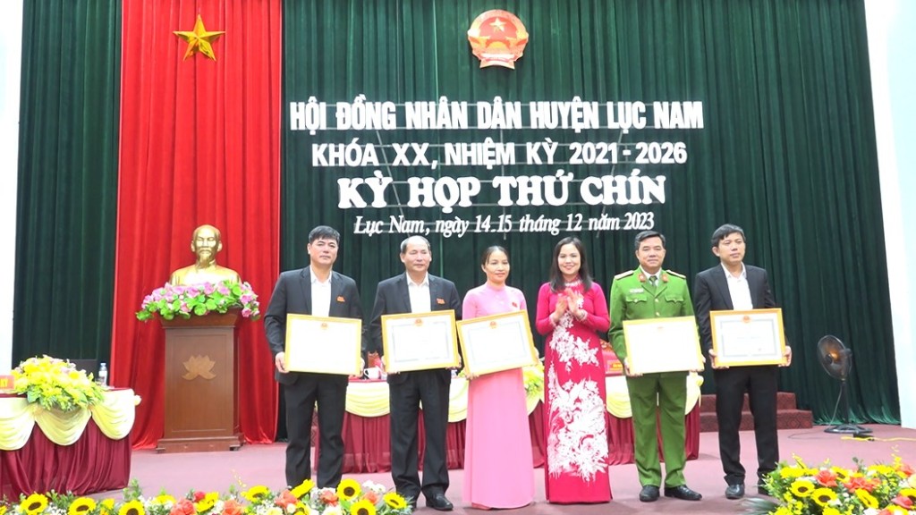 HĐND huyện Lục Nam khoá XX, nhiệm kỳ 2021-2026 tổ chức thành công kỳ họp thứ 9