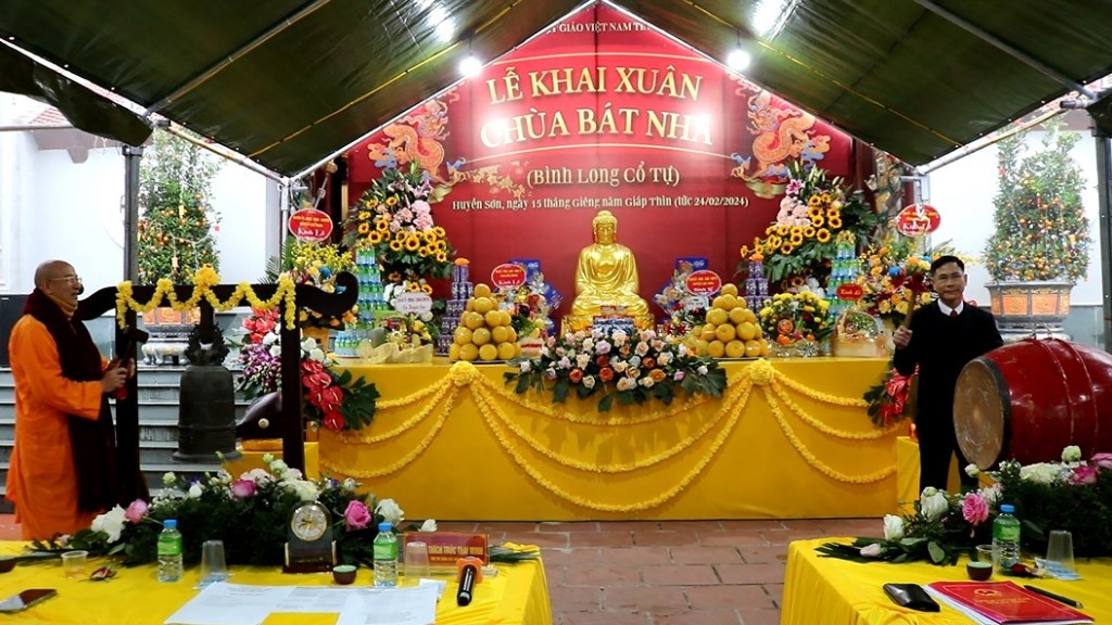 Lục Nam tổ chức: Lễ khai xuân Chùa Bình Long (Bát Nhã) xã Huyền Sơn