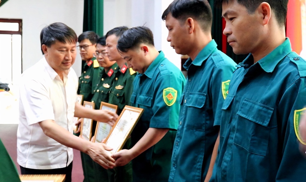 Lục Nam 38 tập thể, cá nhân được khen thưởng trong 5 năm thực hiện Nghị định 21/2019/NĐ-CP ngày...